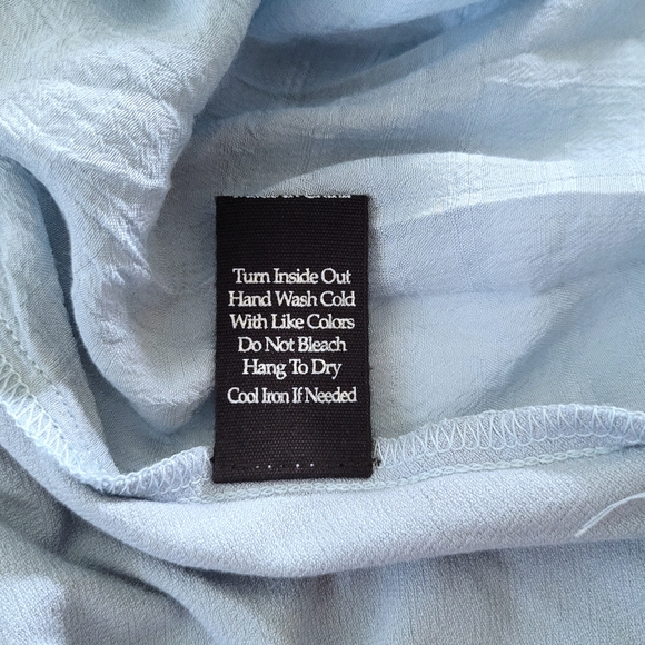 ✨️HP✨️ Fifty Street Powder Blue💙 Sleeveless Blouse - NWT - Picture 7 of 11